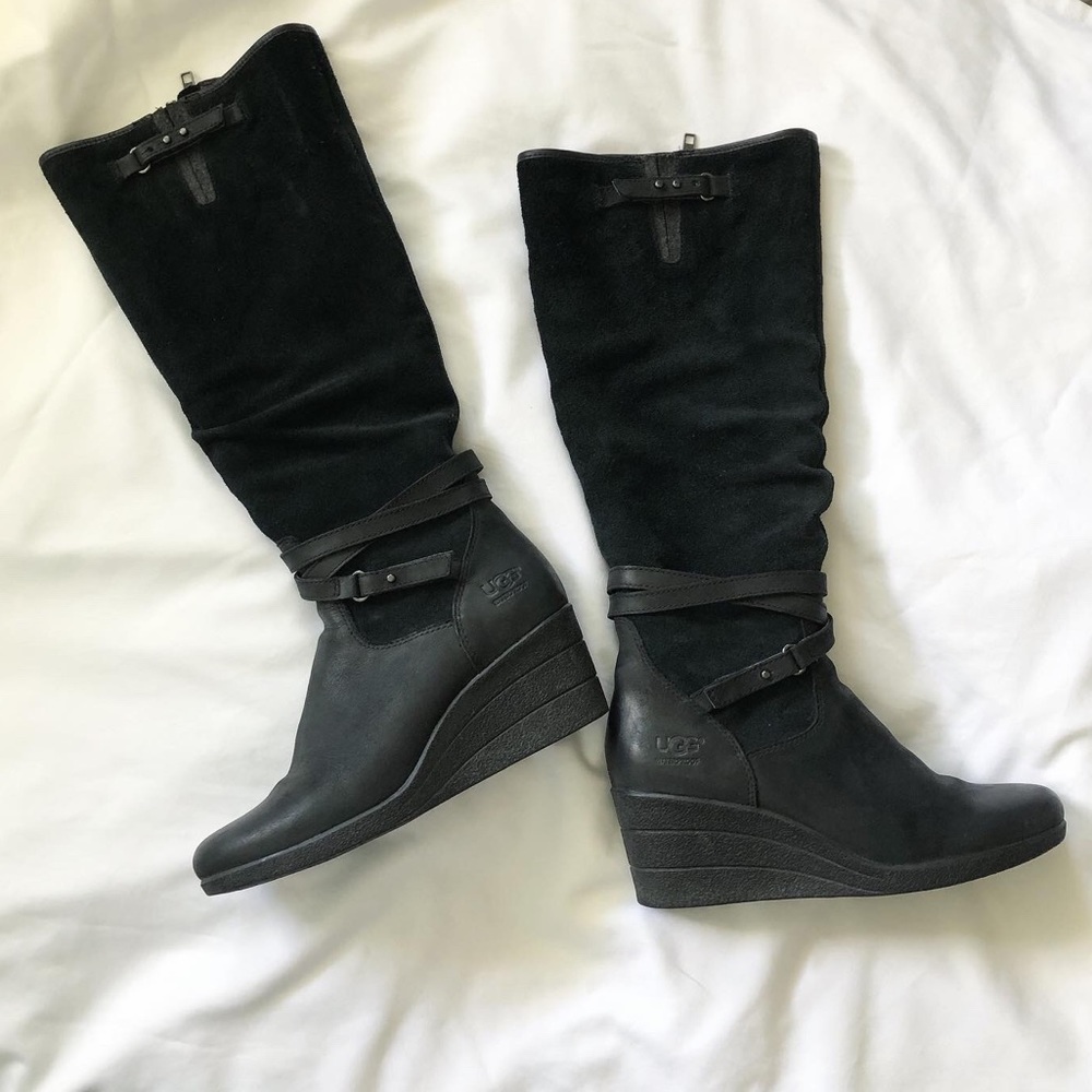 Fall UGG Knee High Wedge Boots Black Suede sz 7